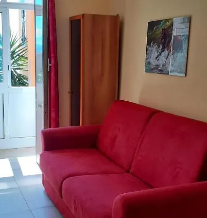 Casa Di Otty Holiday Apartment *