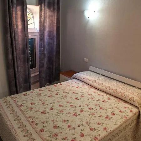 Casa Di Otty Holiday Apartment *